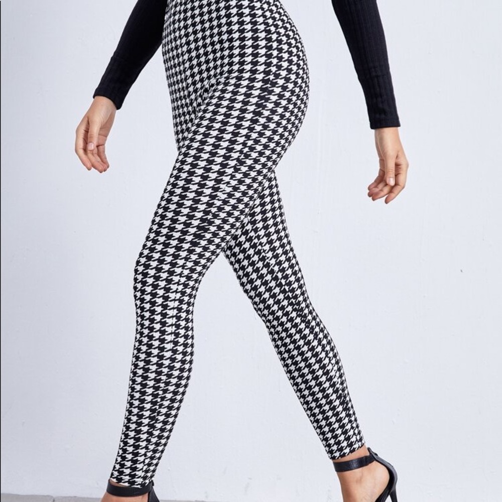 Large Shein pattered leggings